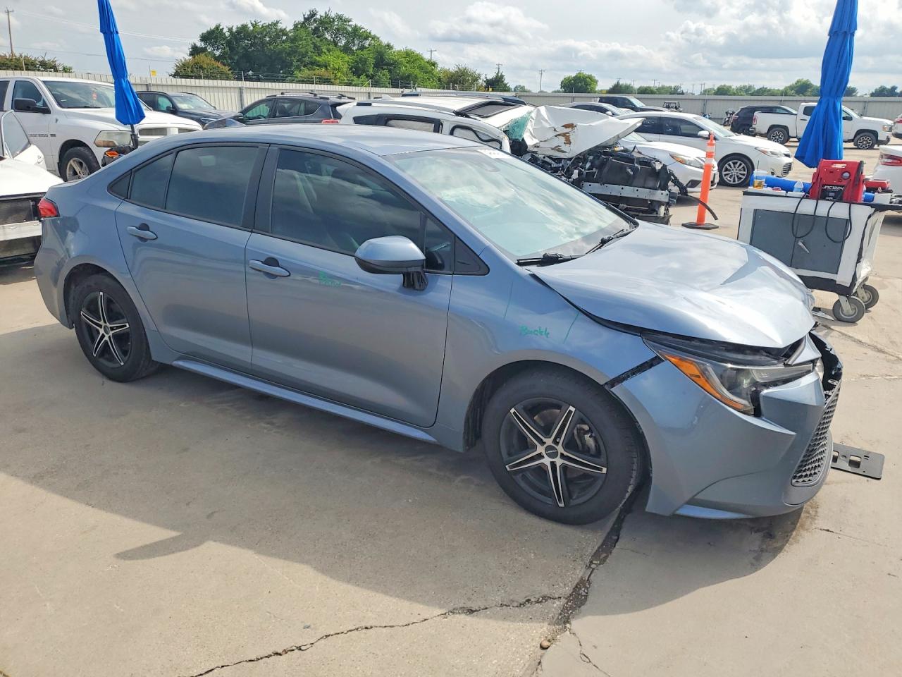 2021 TOYOTA COROLLA LE photo 10