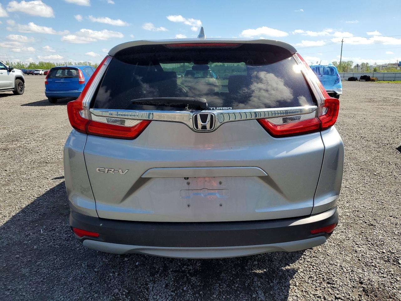 2017 HONDA CR-V LX photo 6
