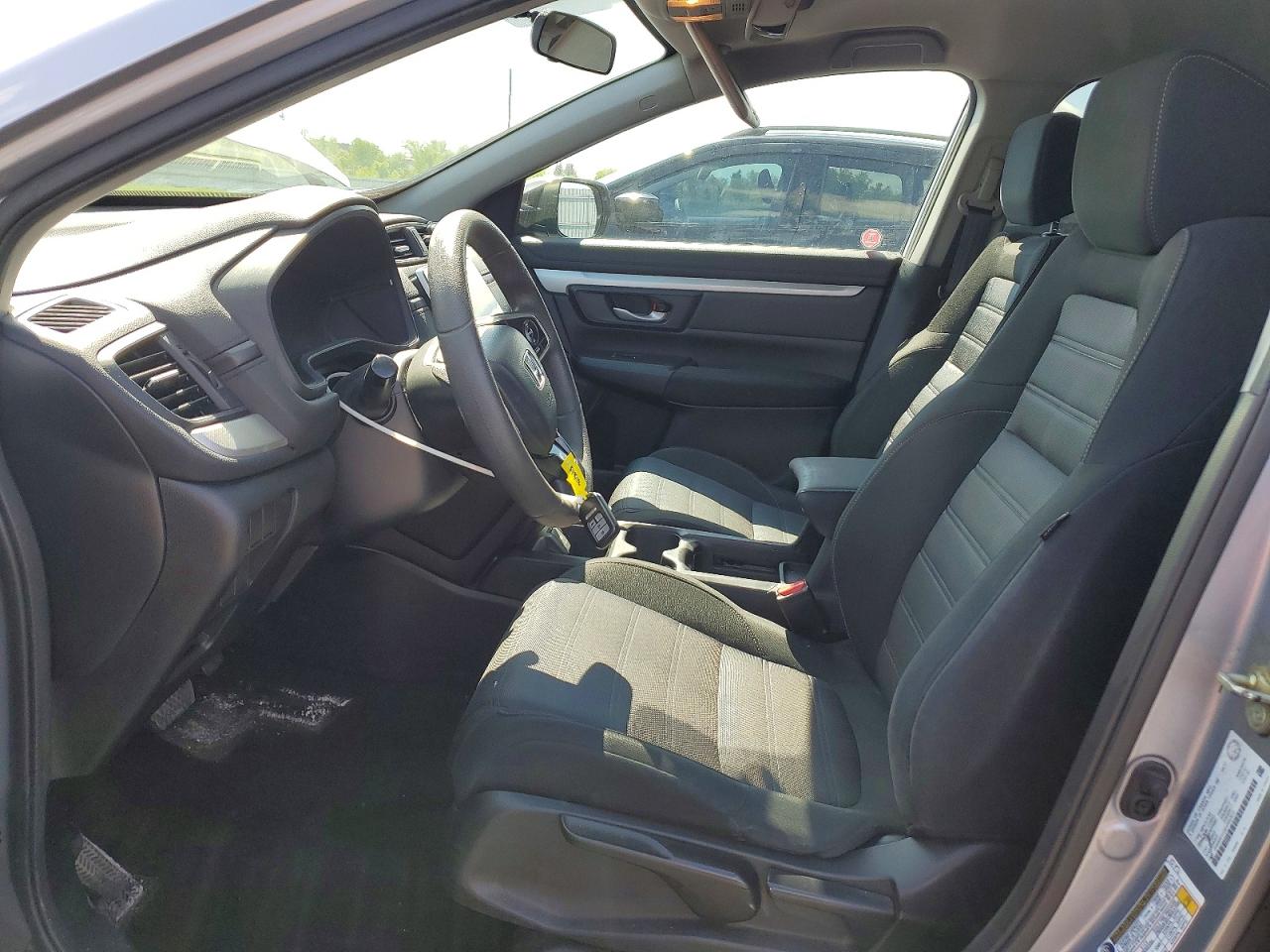 2017 HONDA CR-V LX photo 7