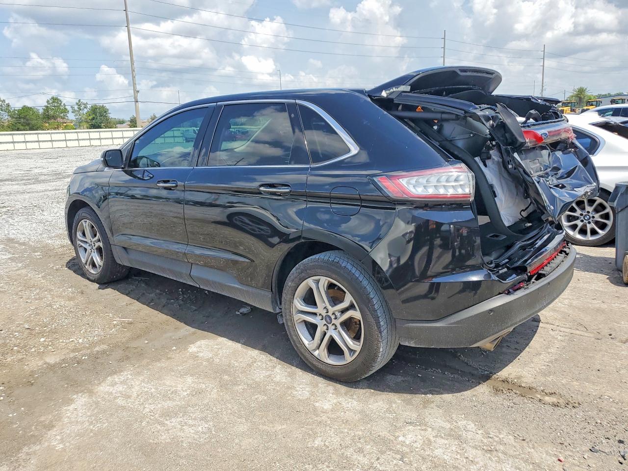 2018 FORD EDGE TITANIUM photo 3