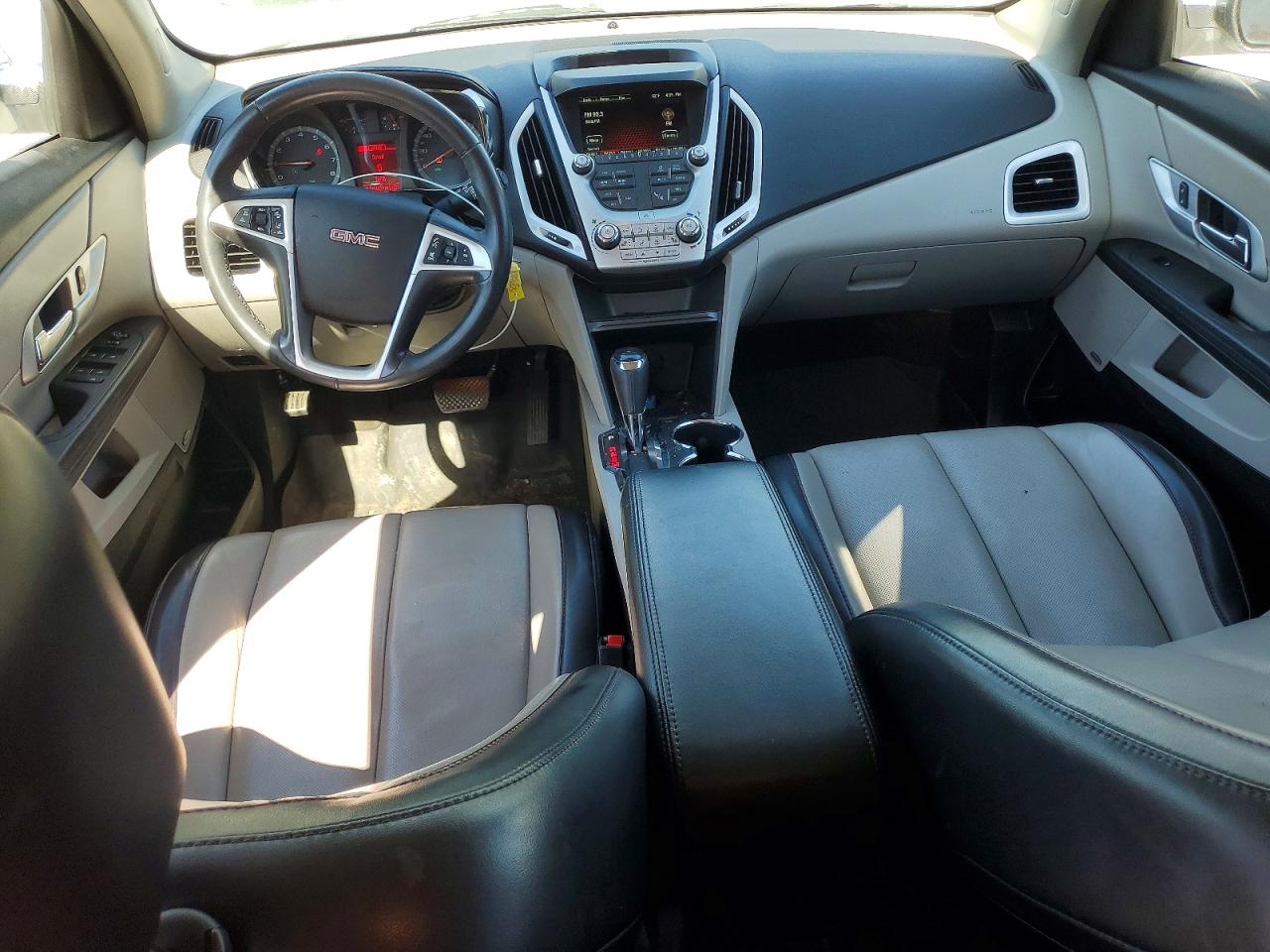 2017 GMC TERRAIN photo 15