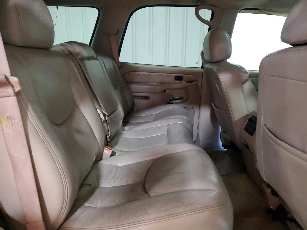 2004 CADILLAC ESCALADE LUXURY photo 21