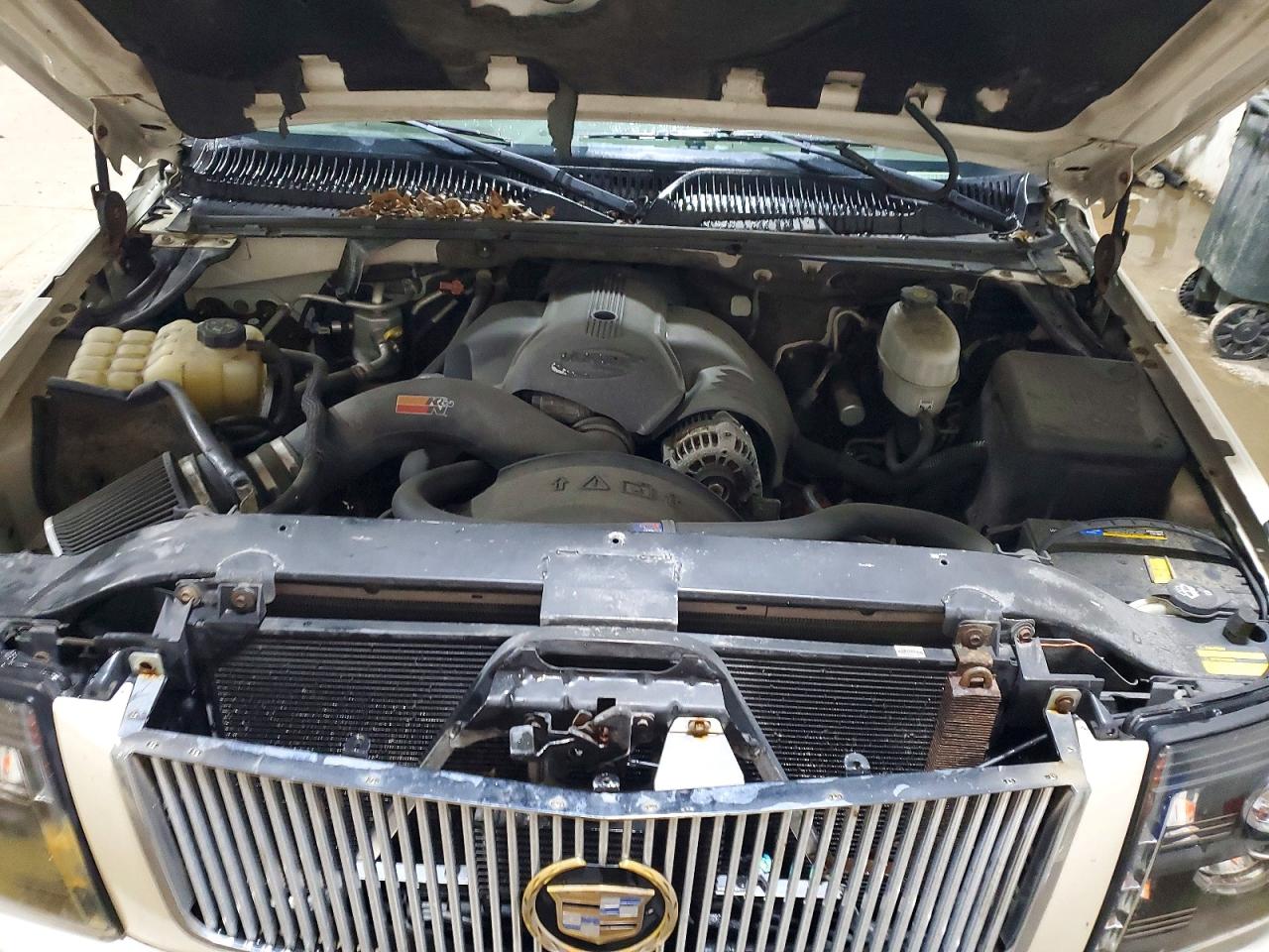 2004 CADILLAC ESCALADE LUXURY photo 23