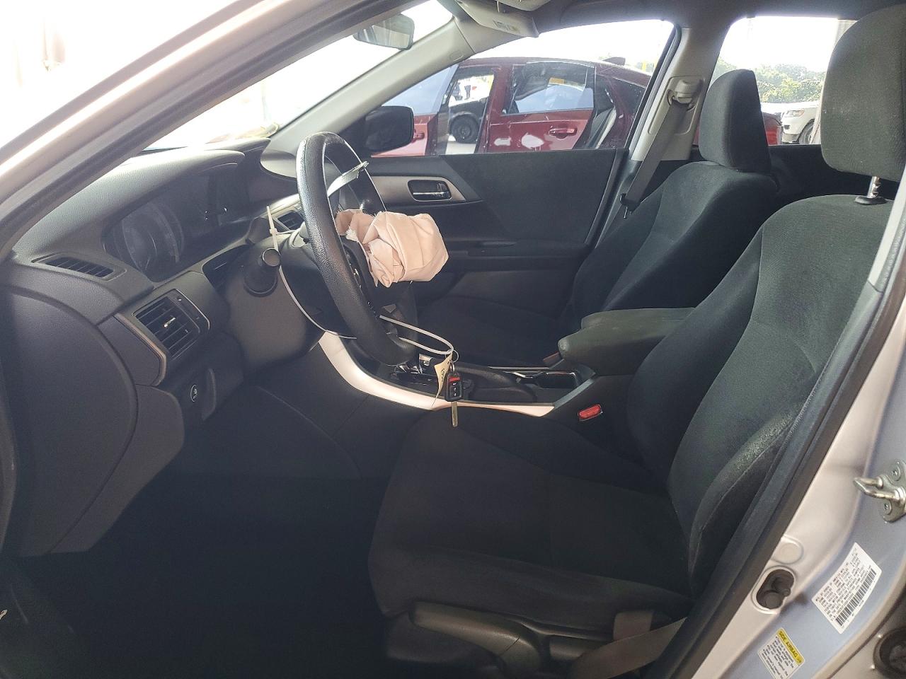 2013 HONDA ACCORD LX photo 13
