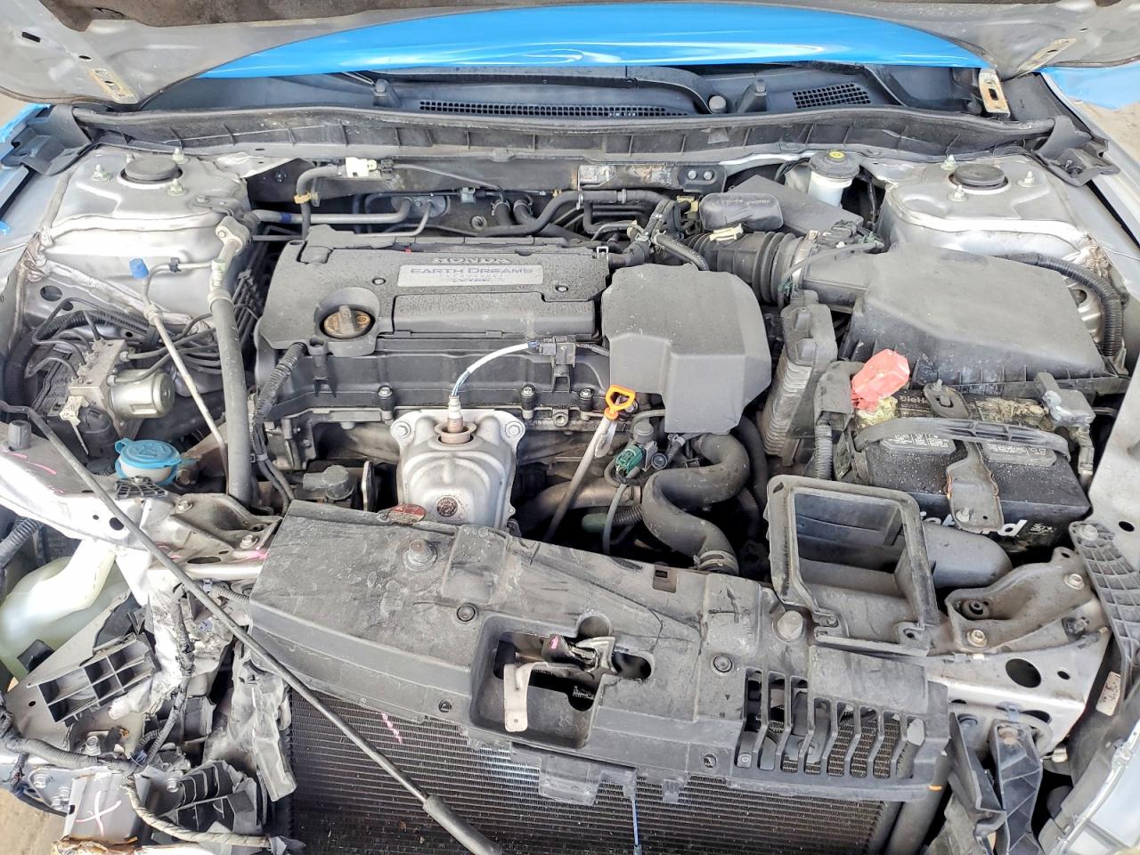 2013 HONDA ACCORD LX photo 21