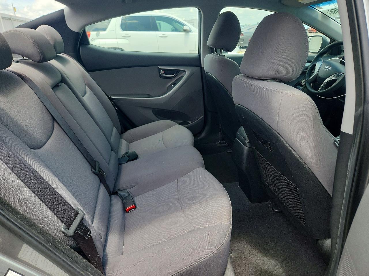 2014 HYUNDAI ELANTRA SE photo 10