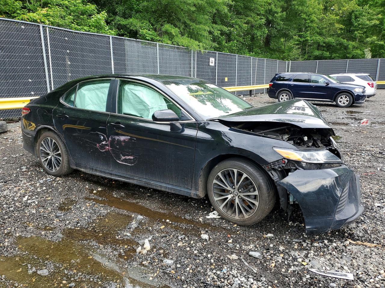 2019 TOYOTA CAMRY SE photo 7