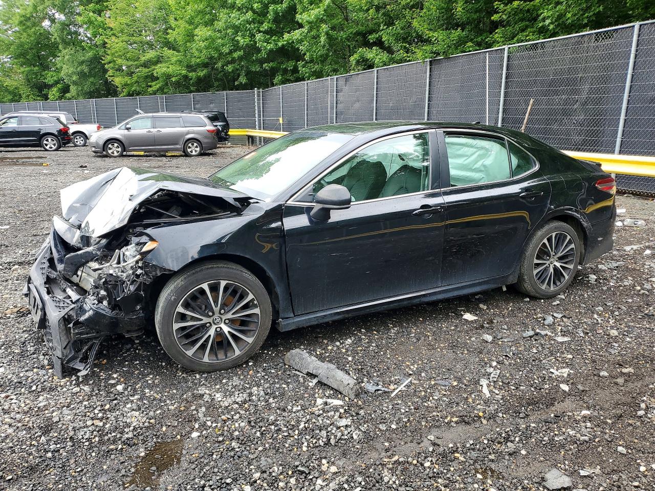 2019 TOYOTA CAMRY