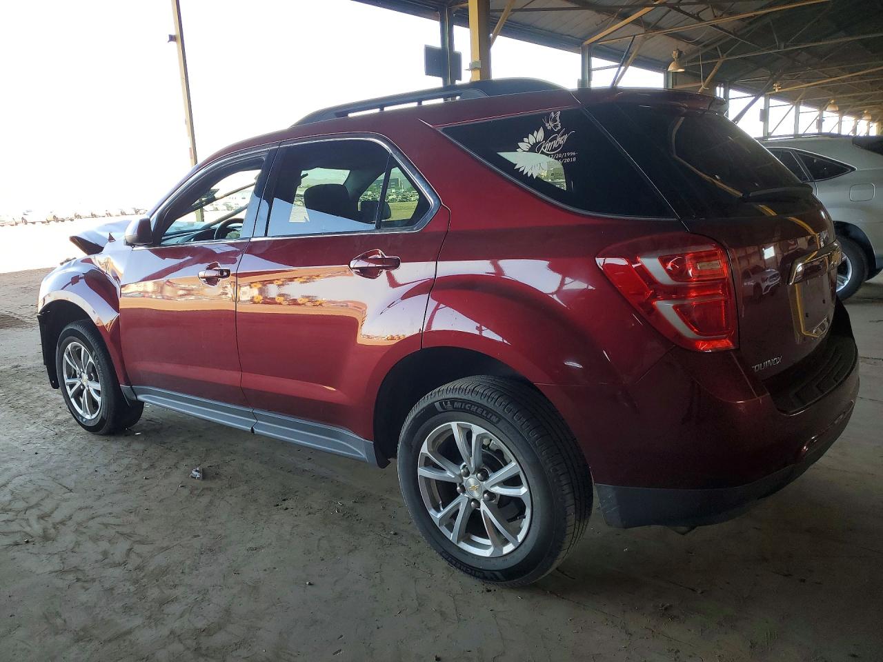 2017 CHEVROLET EQUINOX LT photo 4