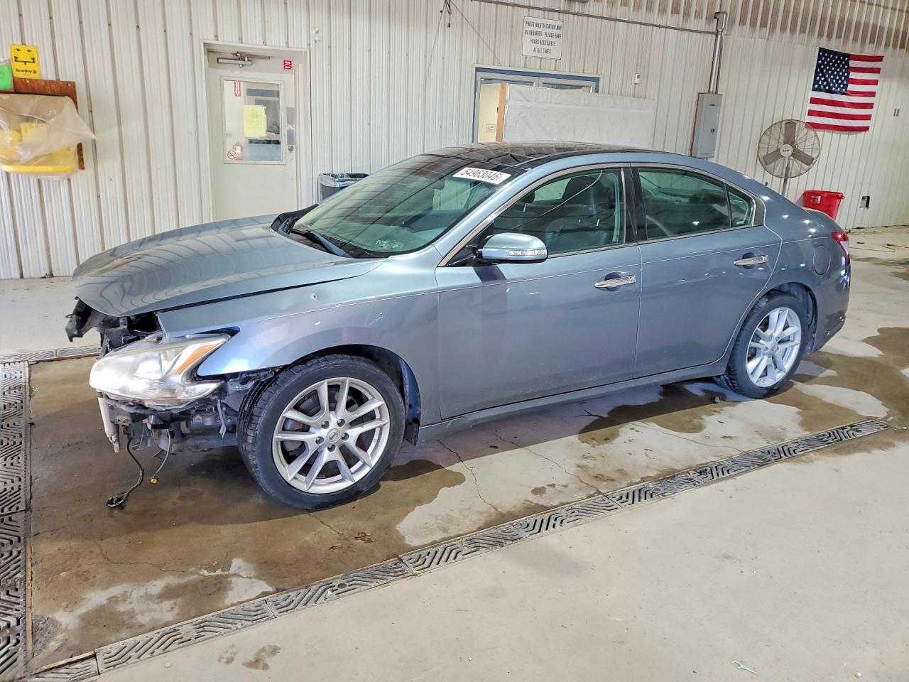 2011 NISSAN MAXIMA