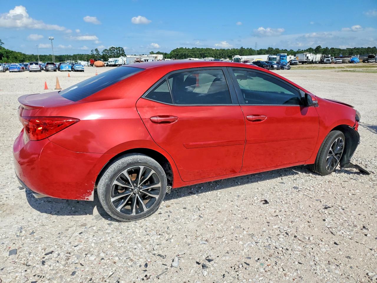2018 TOYOTA COROLLA SE photo 5