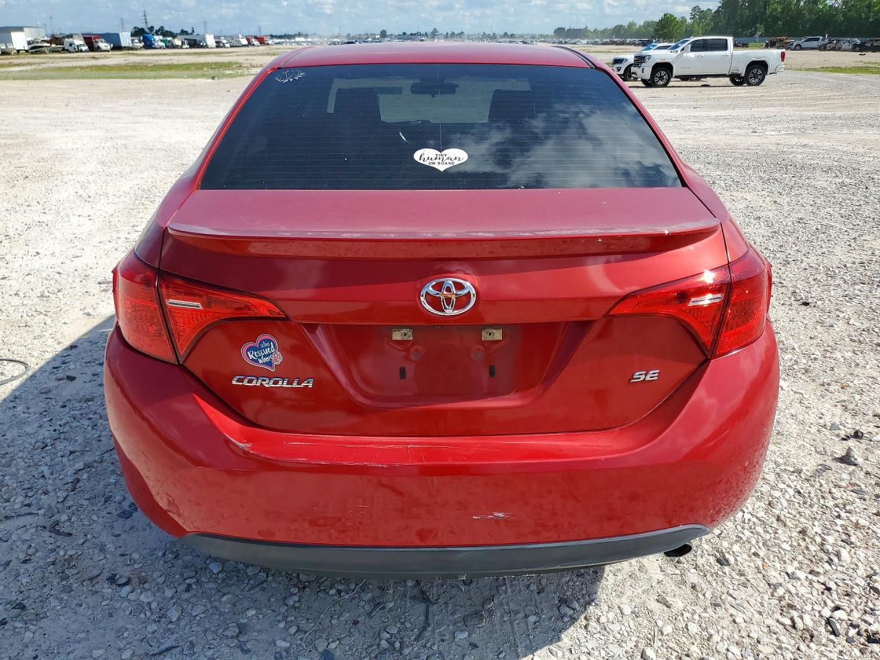 2018 TOYOTA COROLLA SE photo 11