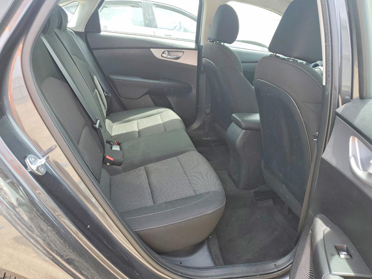 2024 KIA FORTE LXS photo 10
