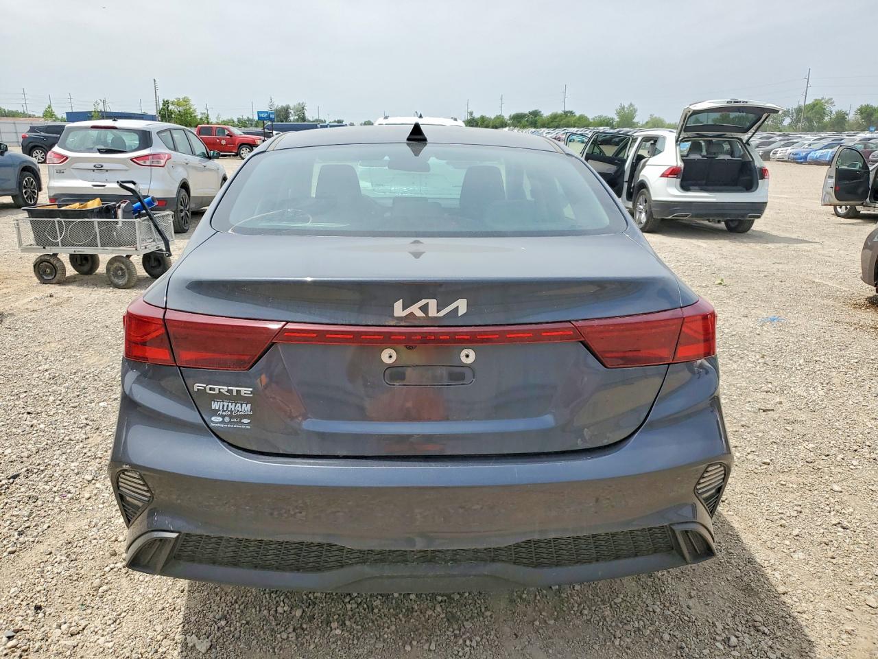 2024 KIA FORTE LXS photo 6