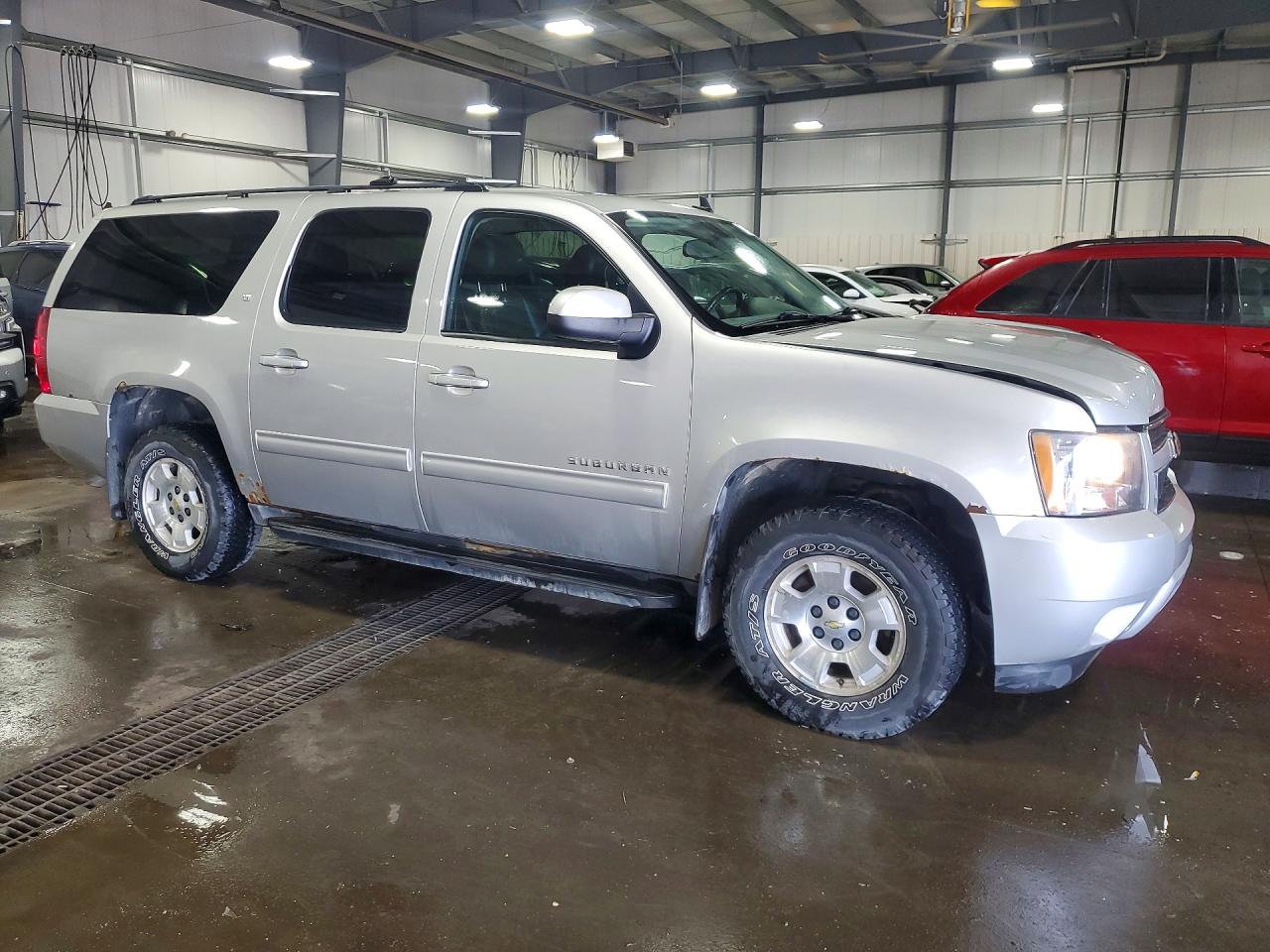 2011 CHEVROLET SUBURBAN K1500 LT photo 10
