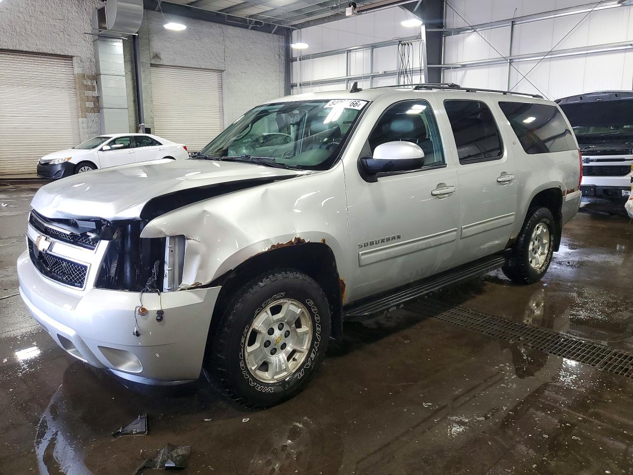 2011 CHEVROLET SUBURBAN