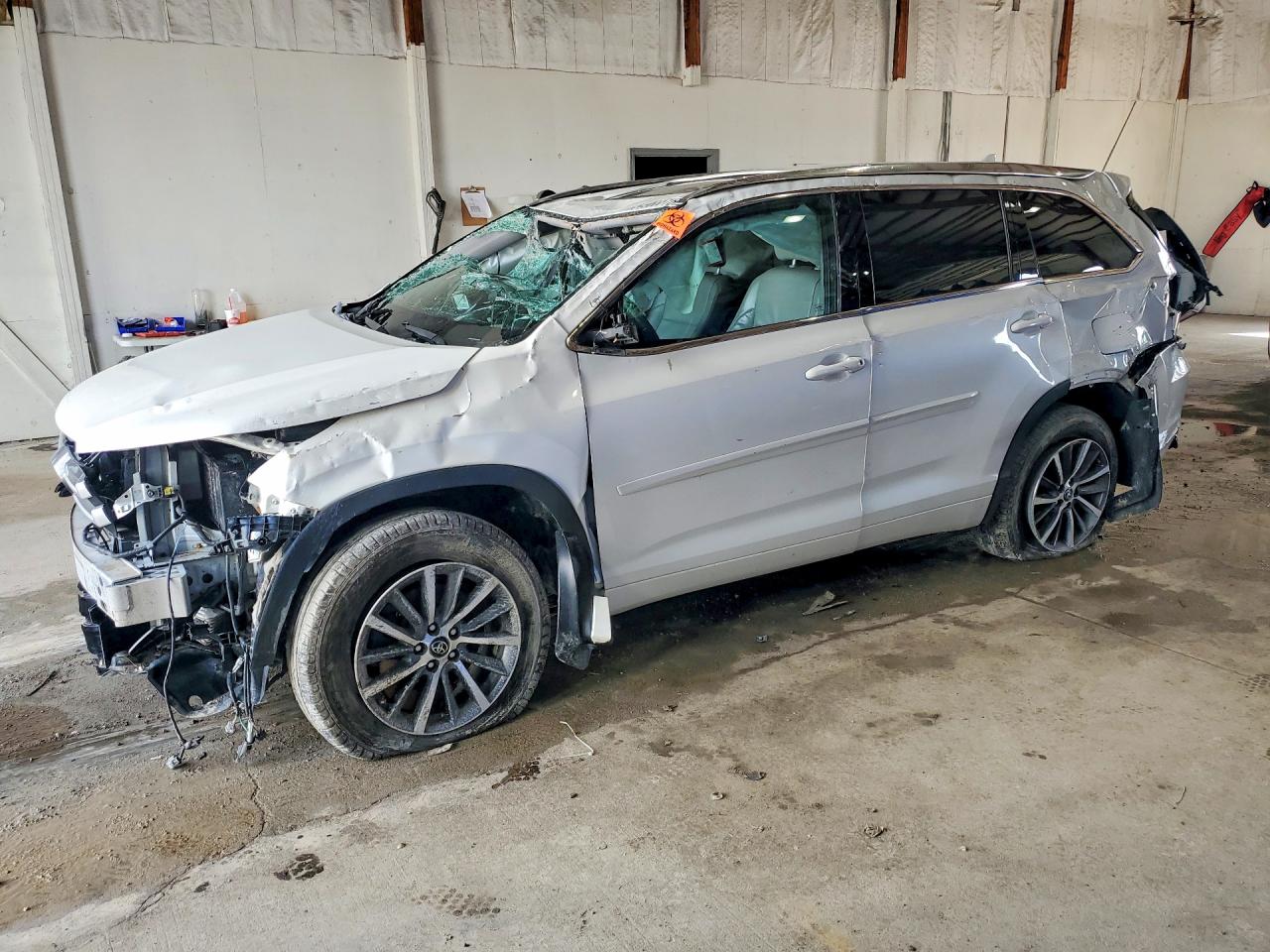 2018 TOYOTA HIGHLANDER