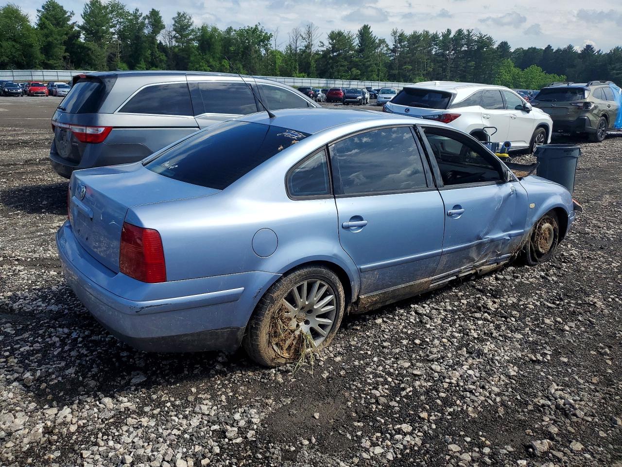 1999 VOLKSWAGEN PASSAT GLS photo 7