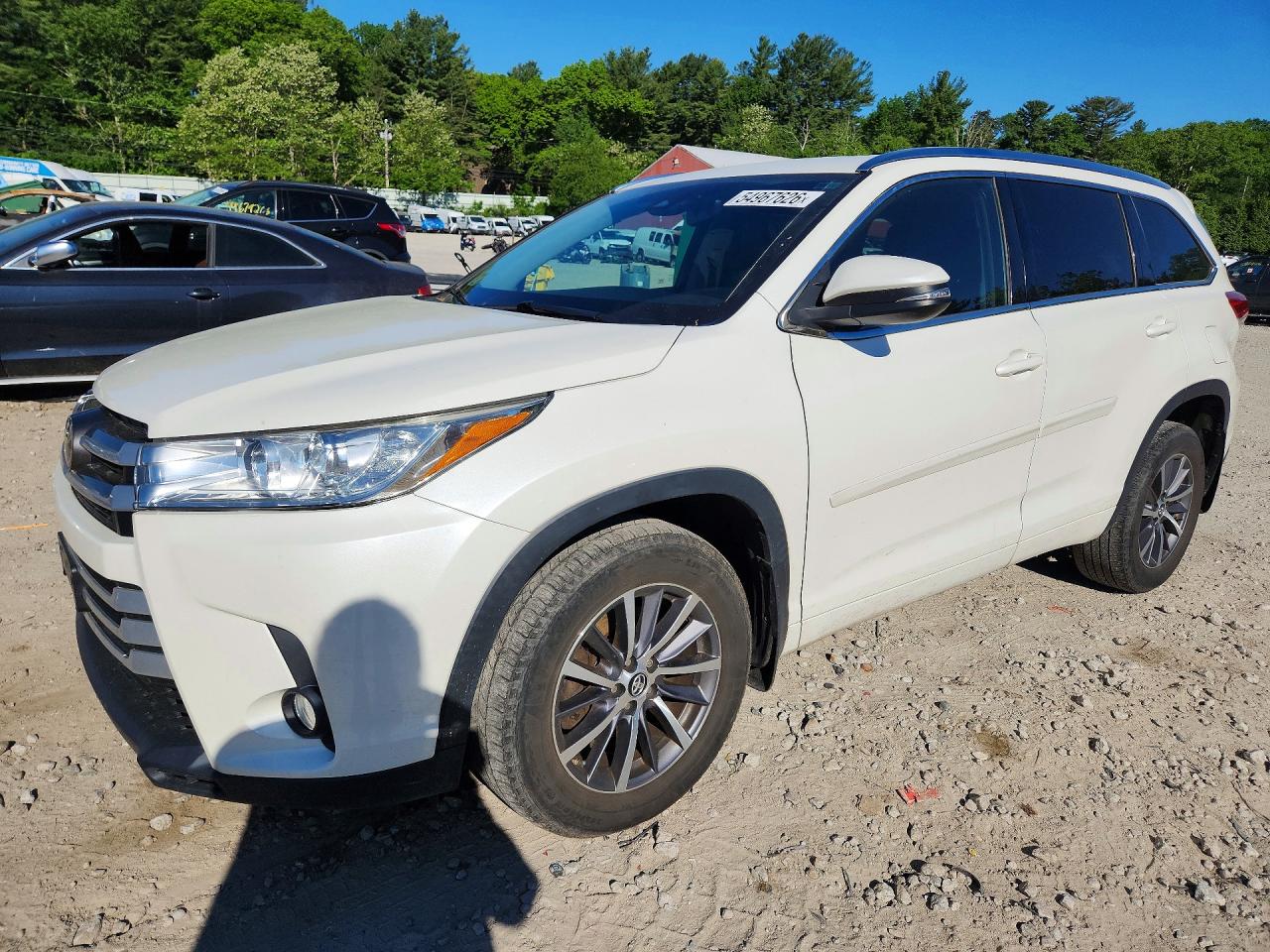 2017 TOYOTA HIGHLANDER