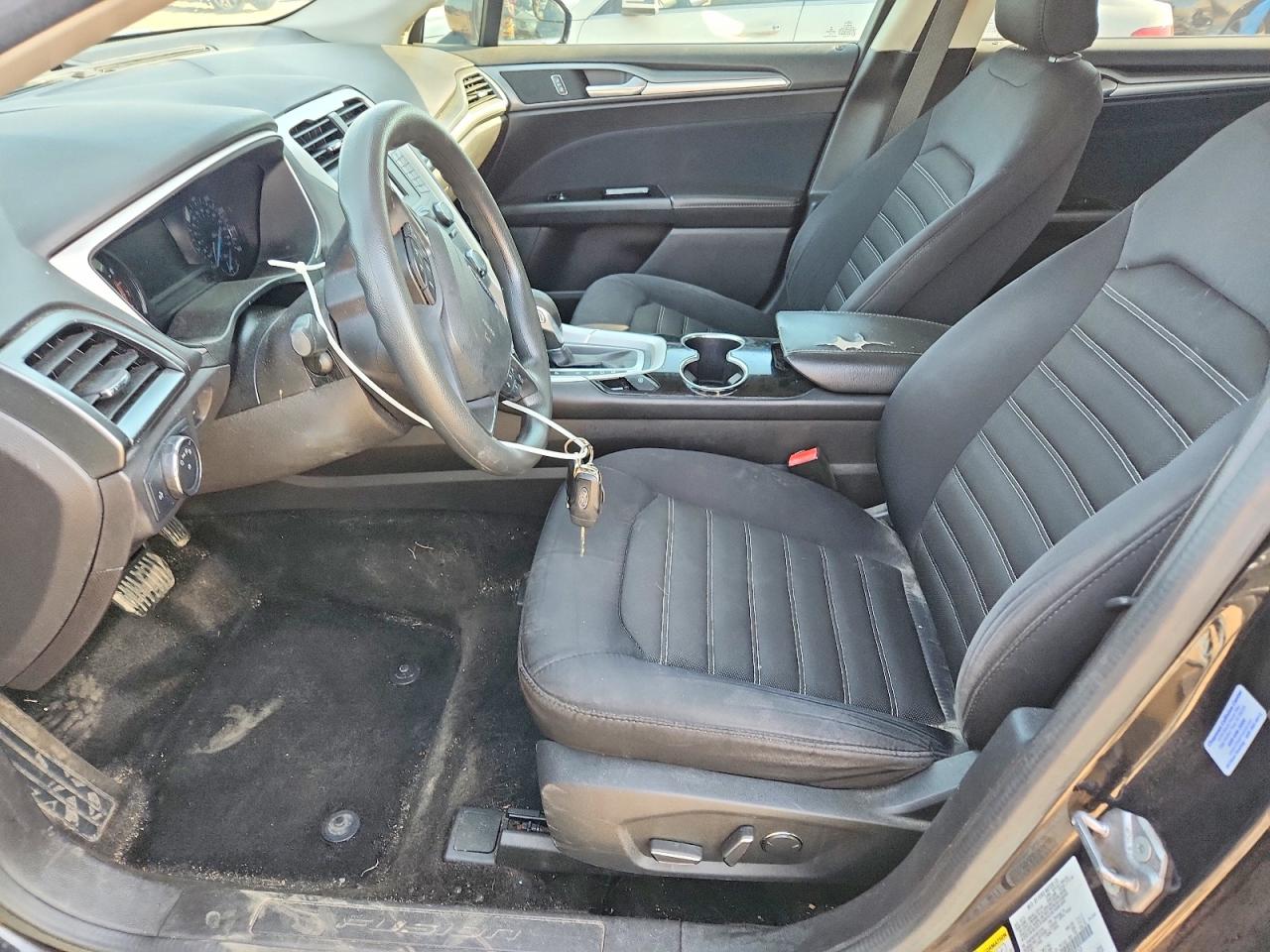 2015 FORD FUSION SE photo 13
