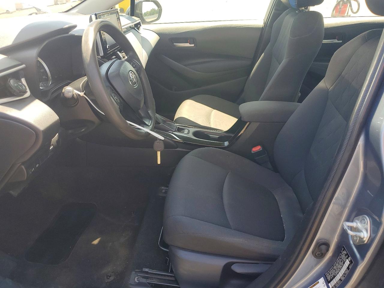 2020 TOYOTA COROLLA LE photo 7