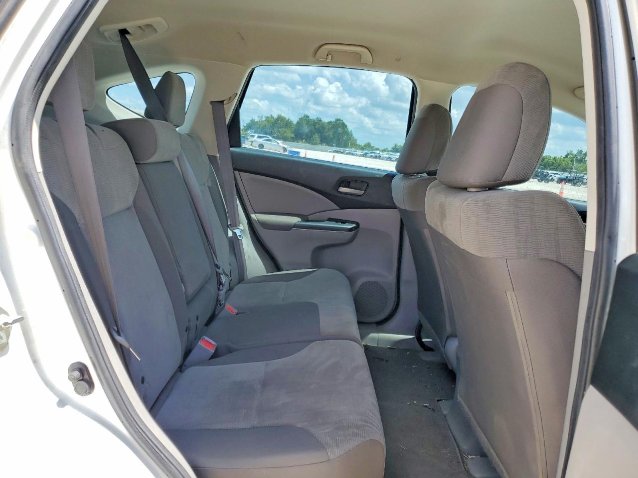 2012 HONDA CR-V LX photo 11