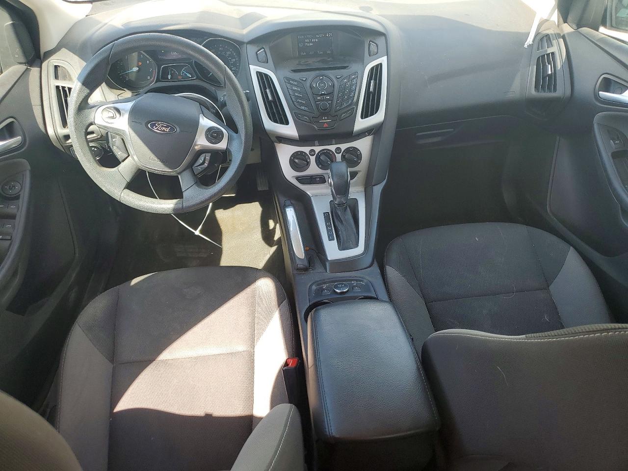 2013 FORD FOCUS SE photo 15