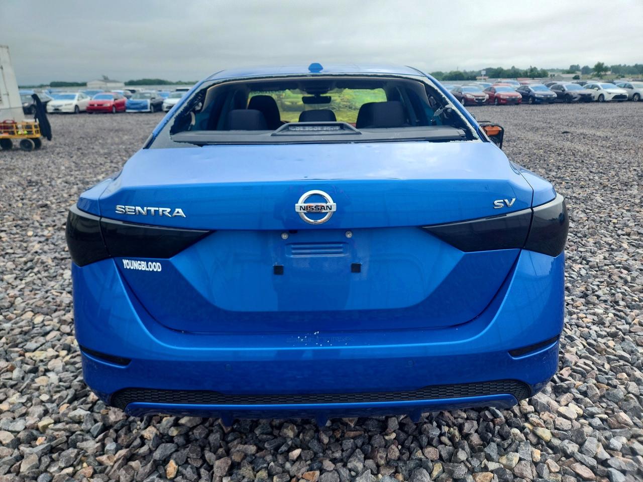 2023 NISSAN SENTRA photo 11