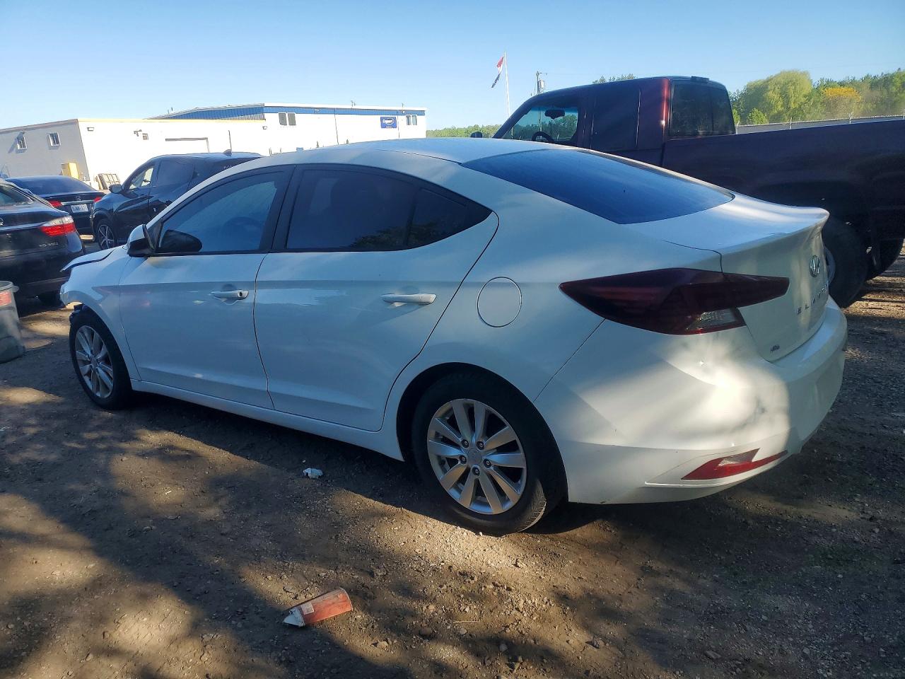 2020 HYUNDAI ELANTRA SE photo 2