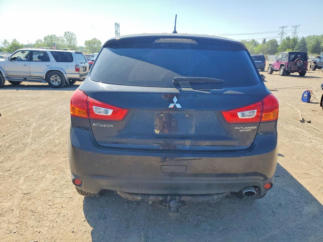 2014 MITSUBISHI OUTLANDER SPORT ES photo 6