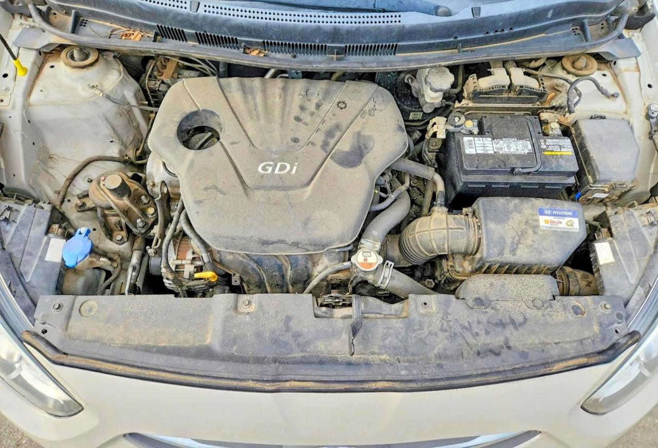 2016 HYUNDAI ACCENT SE photo 11
