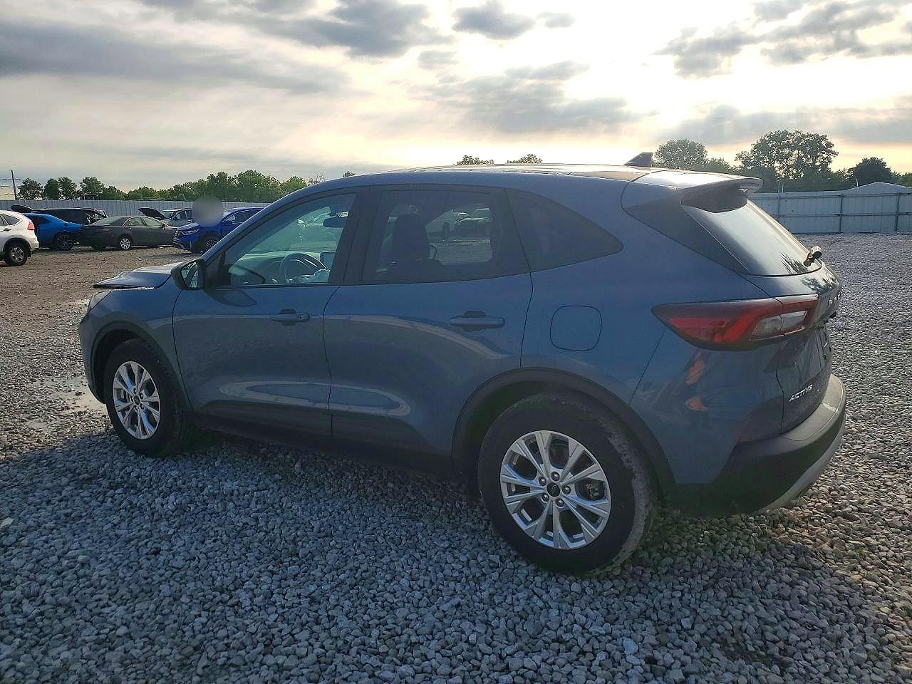 2025 FORD ESCAPE ACTIVE photo 3