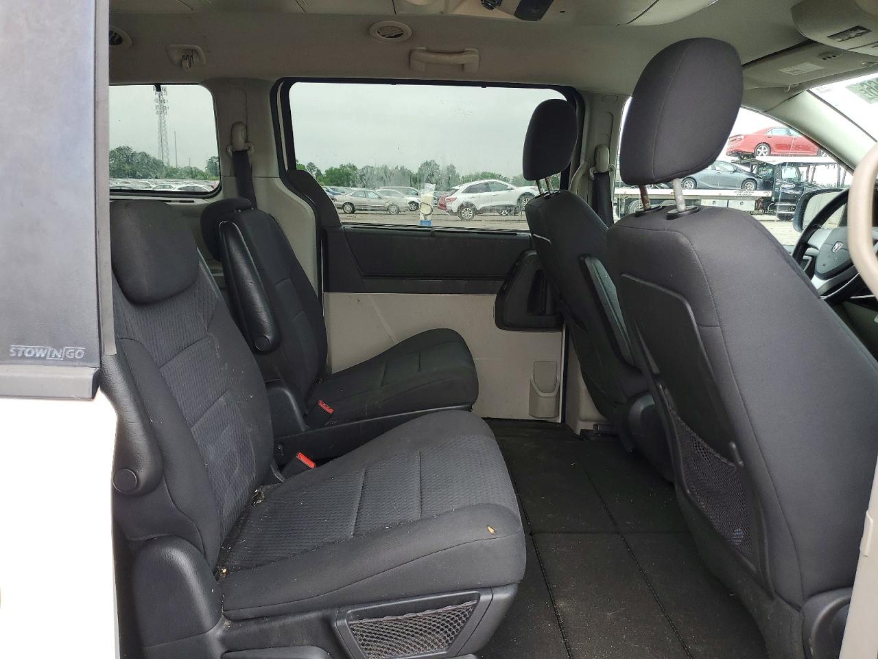 2010 DODGE GRAND CARAVAN SXT photo 21