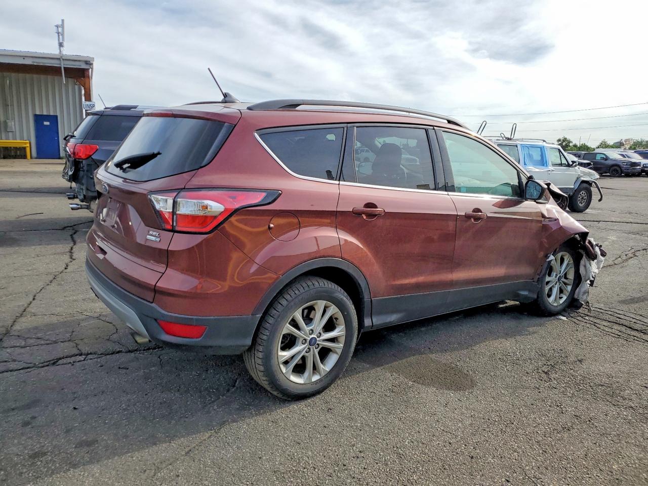 2018 FORD ESCAPE SEL photo 7