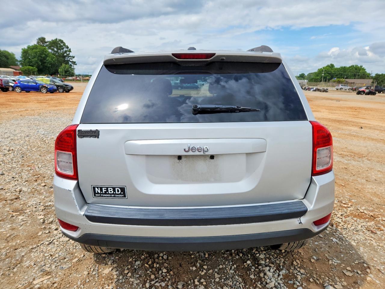 2012 JEEP COMPASS photo 11