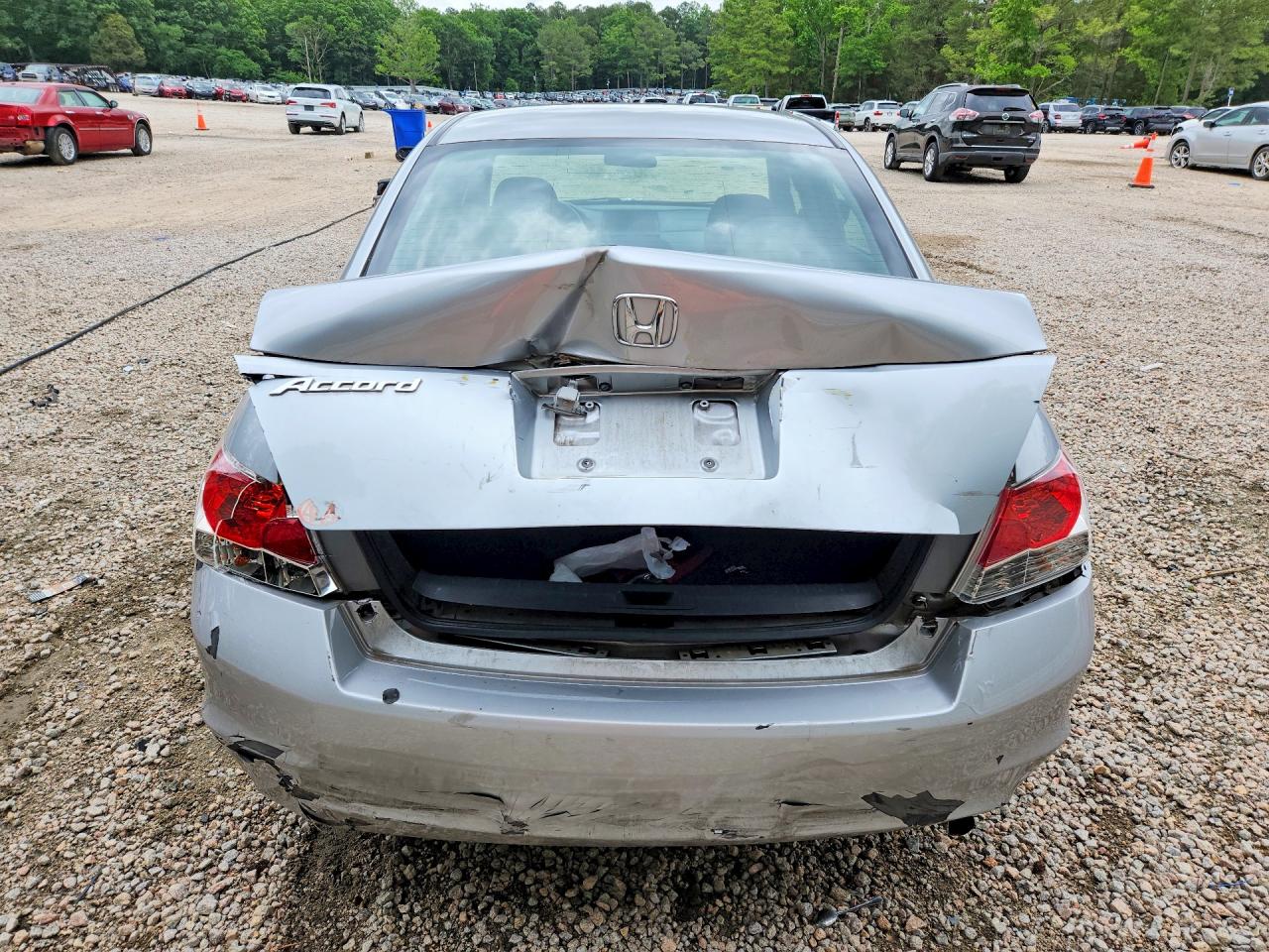 2009 HONDA ACCORD LX photo 6