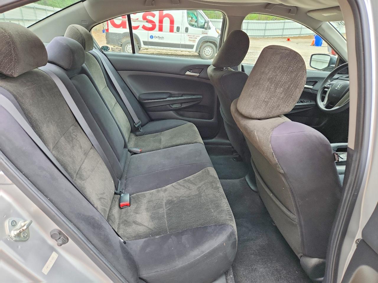 2009 HONDA ACCORD LX photo 10