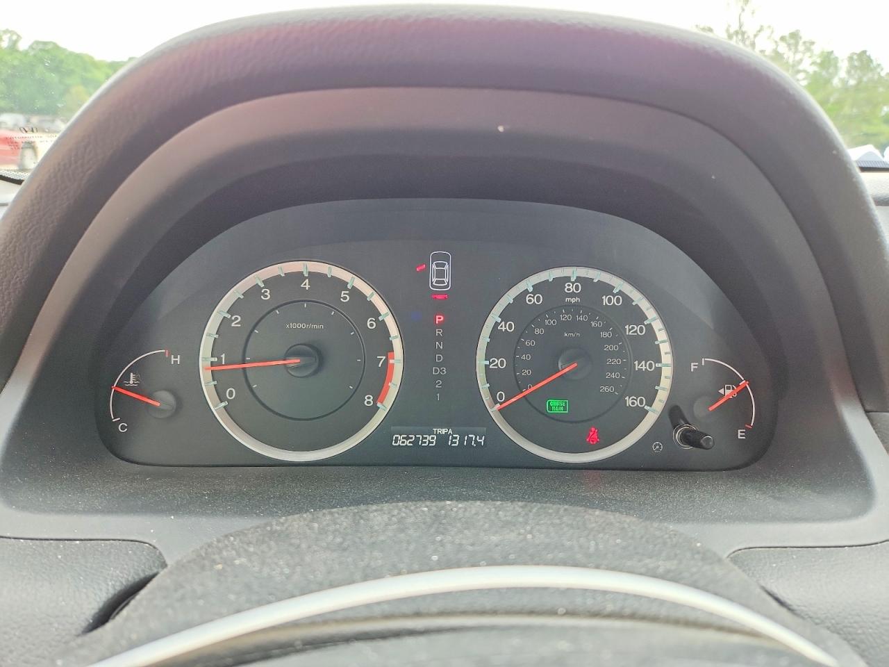 2009 HONDA ACCORD LX photo 9