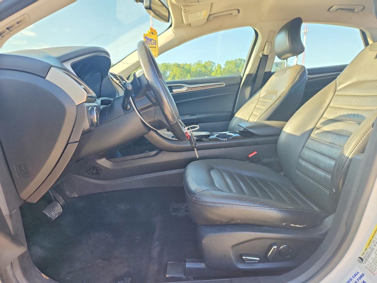 2016 FORD FUSION SE photo 7
