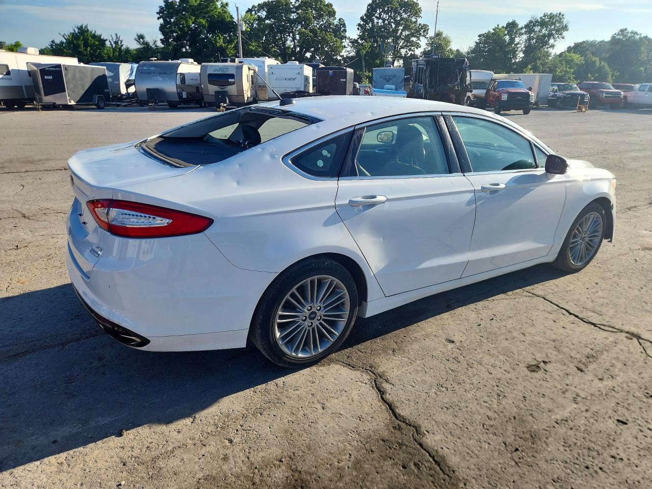 2016 FORD FUSION SE photo 3