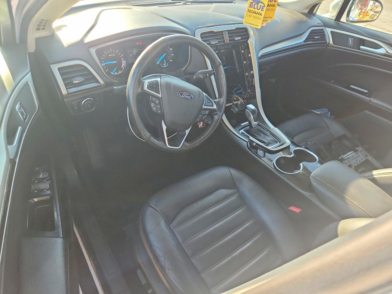 2016 FORD FUSION SE photo 8