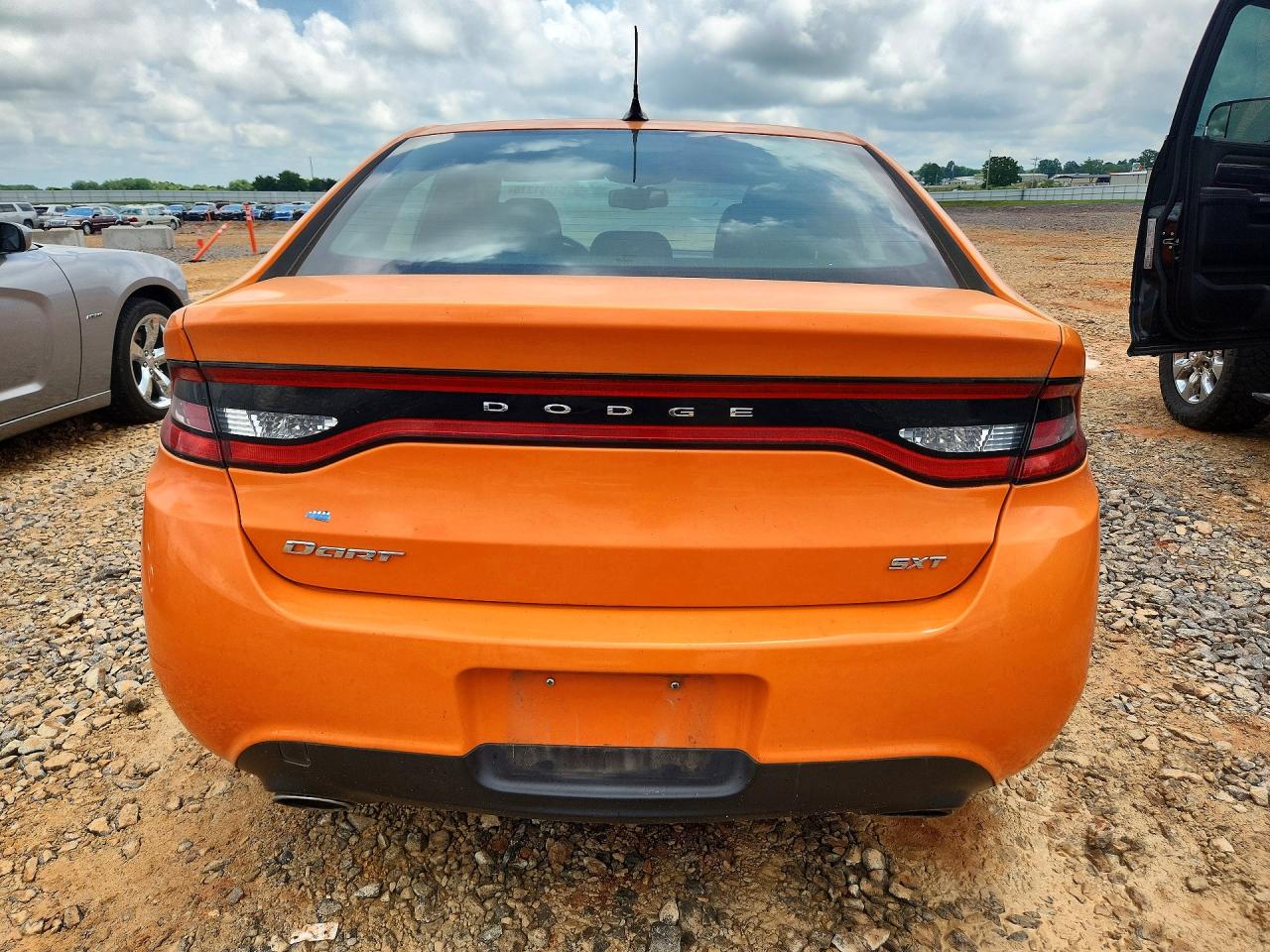 2013 DODGE DART photo 6