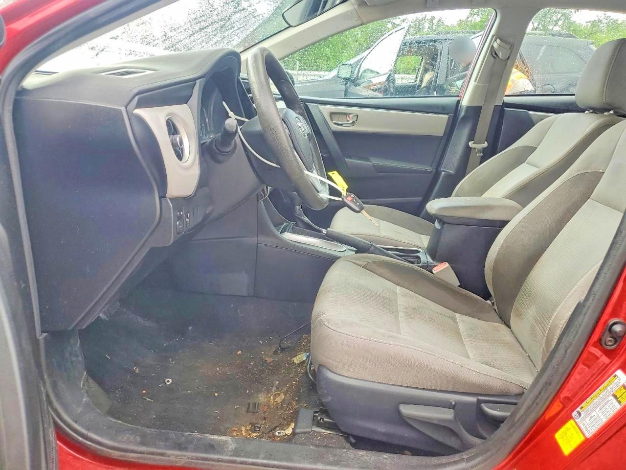 2017 TOYOTA COROLLA LE photo 13