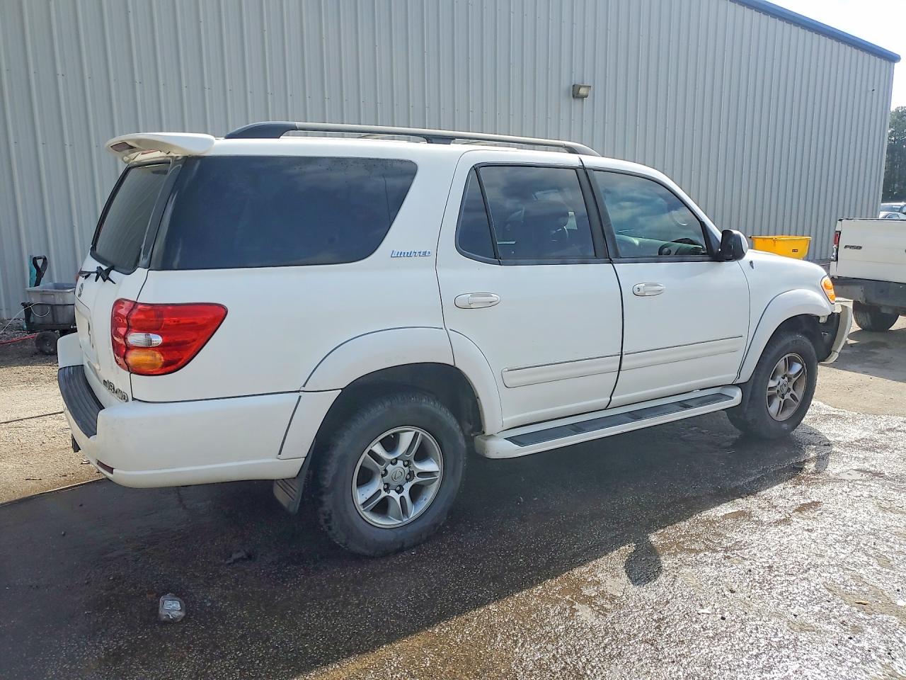 2003 TOYOTA SEQUOIA LIMITED photo 3