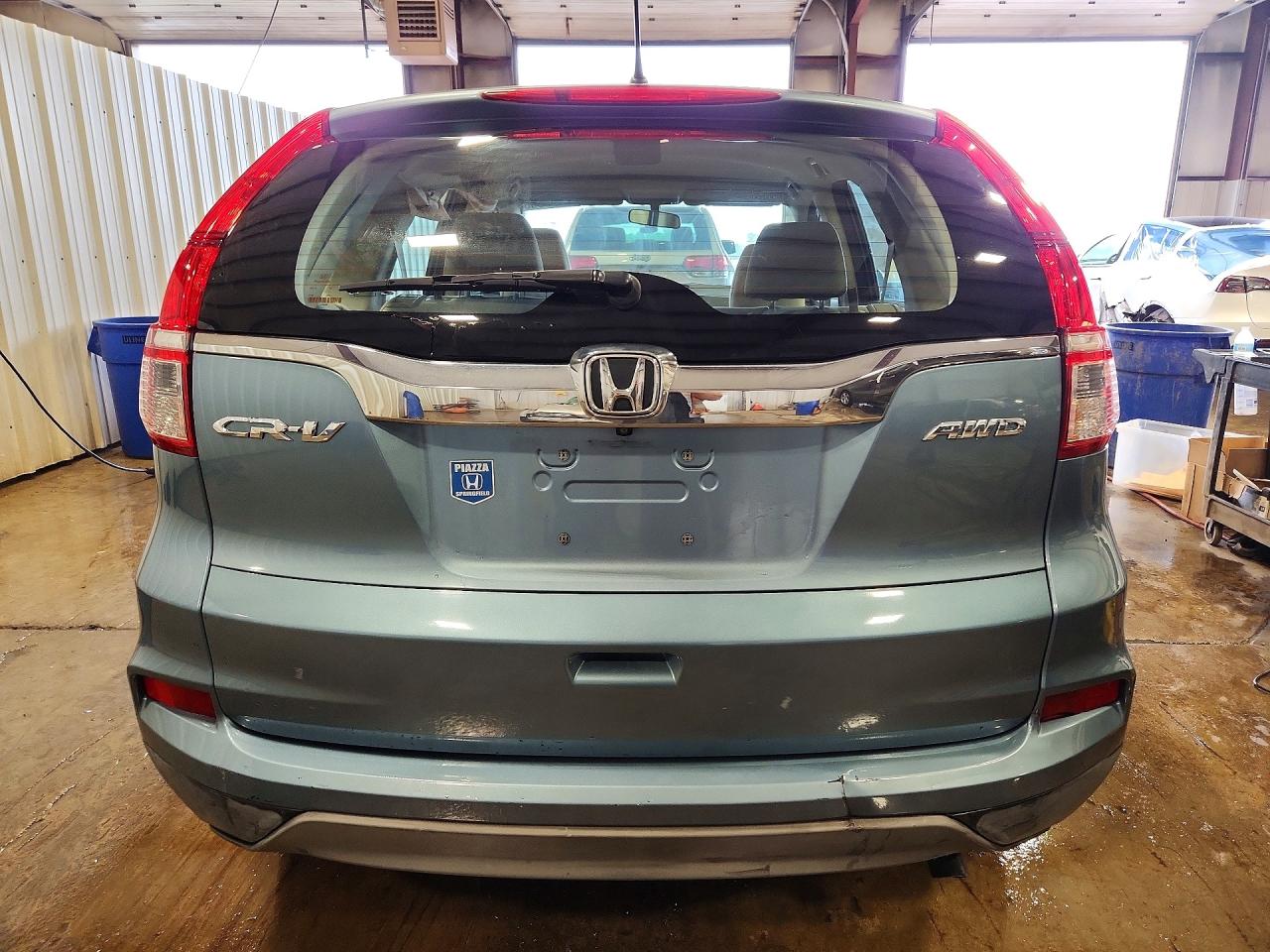 2015 HONDA CR-V LX photo 11