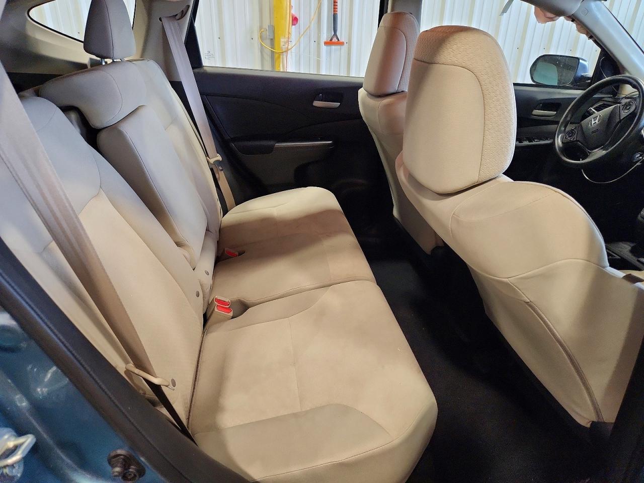 2015 HONDA CR-V LX photo 21