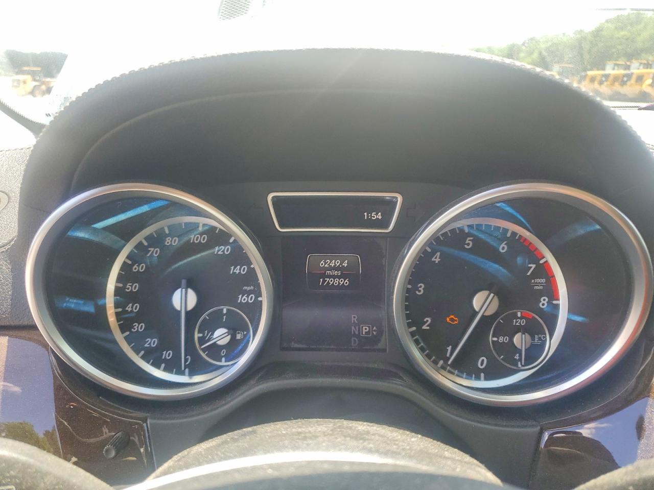 2015 MERCEDES-BENZ GL 450 4MATIC photo 9
