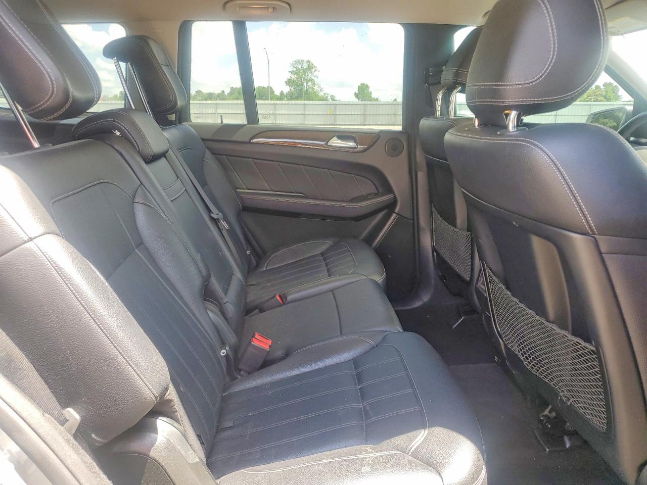 2015 MERCEDES-BENZ GL 450 4MATIC photo 11