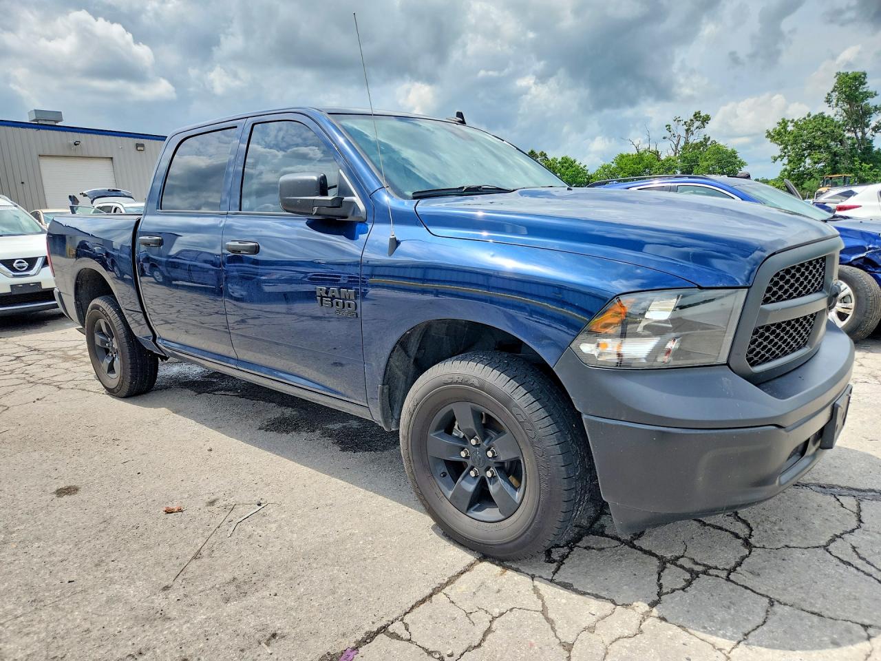 2023 RAM 1500 CLASSIC TRADESMAN photo 10