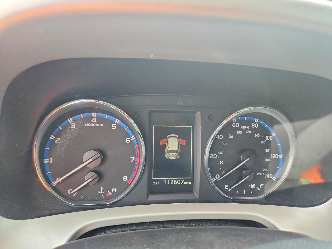2016 TOYOTA RAV4 XLE photo 17